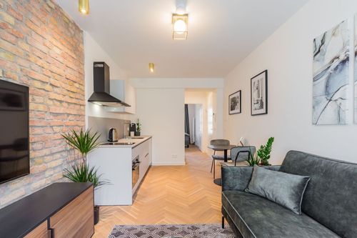 Helle Kurzzeitmiete im Prenzlauer Berg - Elegantes Apartment mit zeitgenössischer Einrichtung